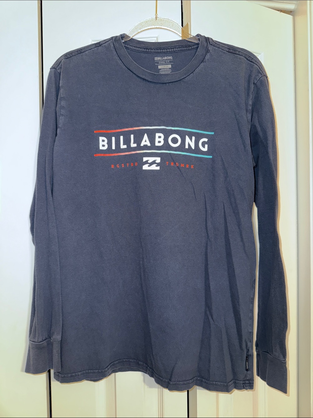 Billabong Men’s T-Shirt in Navy with Red & Teal Accents